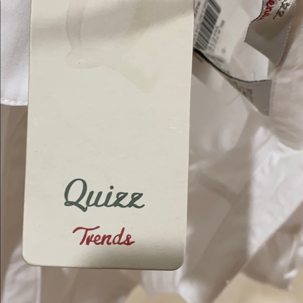 Basic white top - Picture 8 of 8